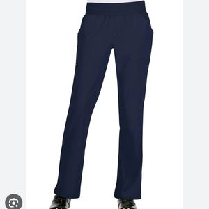 Koi basics, Laurie scrub pants